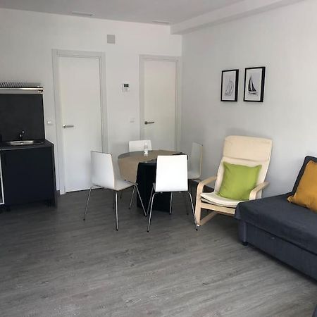 La Carihuela Apartamento ตอร์เรโมลิโนส ภายนอก รูปภาพ