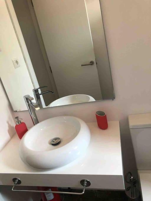 La Carihuela Apartamento ตอร์เรโมลิโนส ภายนอก รูปภาพ