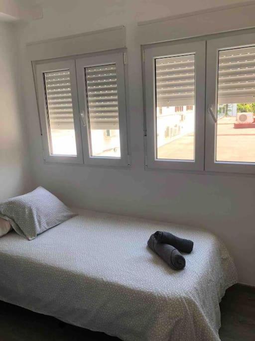 La Carihuela Apartamento ตอร์เรโมลิโนส ภายนอก รูปภาพ