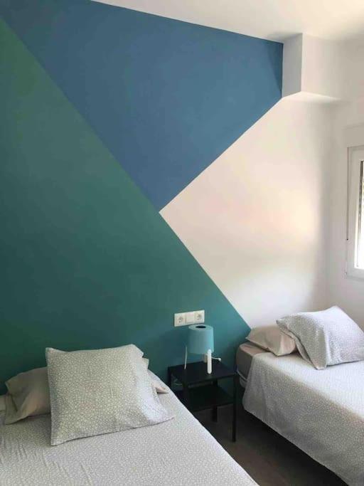 La Carihuela Apartamento ตอร์เรโมลิโนส ภายนอก รูปภาพ